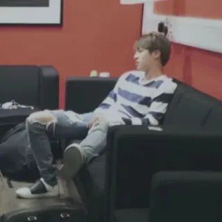 🤦‍♀ 99040135 whatsapp sticker