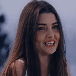 🥓 3100c0cd 女人, 肖像, 微笑, 人, 脸 telegram sticker