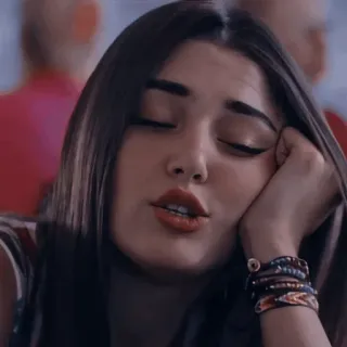 🥓 53949c78 女人, 困倦, 疲惫, 黑发, 女孩, 人, 休息, 室内 telegram sticker