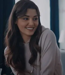 🥓 72c640b2 女人, 微笑, 肖像, 人, 快乐, 美丽 telegram sticker