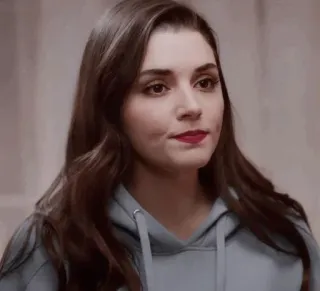 🥓 f5ccd823 女人, 黑发, 肖像, 人物, 连帽衫, 女性 telegram sticker