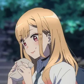 ❤️ db49e149 Marin Kitagawa My Dress-Up Darling Anime, Chica, Comiendo, Pelo rubio, Marin Kitagawa, My Dress-Up Darling, Linda whatsapp sticker