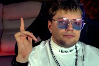 👆 fe551015 LEISURE pria, kacamata, santai, menunjuk, kasual, potret telegram sticker