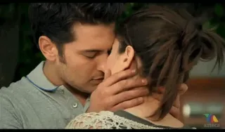 ❄️ 0172fd4e จูบ, คู่รัก, โรแมนติก, ความรัก, ความรักใคร่, ความสัมพันธ์ telegram sticker