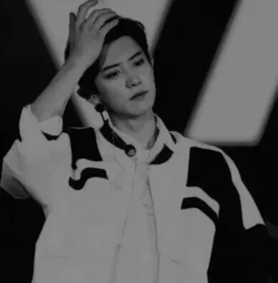 🖤 2af408fe kpop, sänger, mann, porträt, schwarz weiß, asiatisch telegram sticker