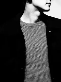 🖤 d73db676 Pullover, Schwarzweiß, Mode, Stil, Kleidung, Hals telegram sticker