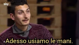 👊 d40d6e21 Adesso usiamo le mani. telegram sticker