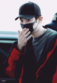❄️ b803a49b 男性, マスク, アジア人, 野球帽, ファッション, KPOP, 空港ファッション telegram sticker