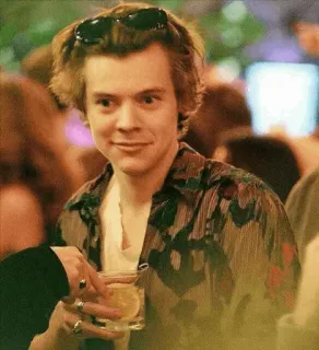 💞 3c208b70 Harry Styles harry styles, sänger, promi, popstar, mode, sonnenbrille telegram sticker