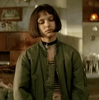 🎗 cb681424 Matilda Wormwood Matilda 玛蒂尔达, 娜塔莉·波特曼, 电影, 女孩, 悲伤 whatsapp sticker