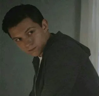 😒 10a1a78a Tom Holland celebrità, attore, uomo, ritratto telegram sticker