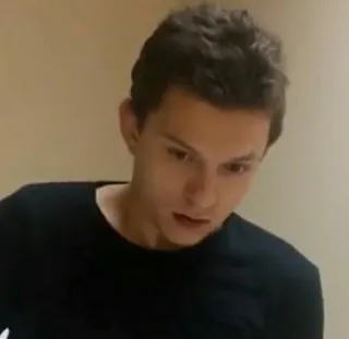 😳 66b11fca Tom Holland attore, celebrità, uomo, ritratto, sorriso telegram sticker