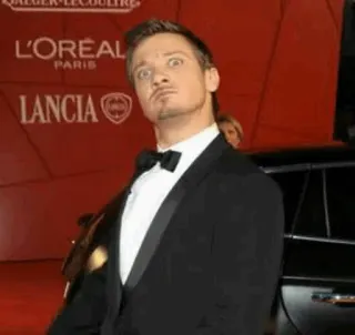 😳 6cf557d8 Jeremy Renner attore, celebrità, divertente, goffo telegram sticker