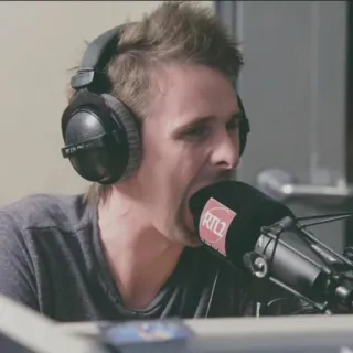 😯 5f6d00e9 RTL2 nhạc, radio, phỏng vấn, micrô, tai nghe telegram sticker