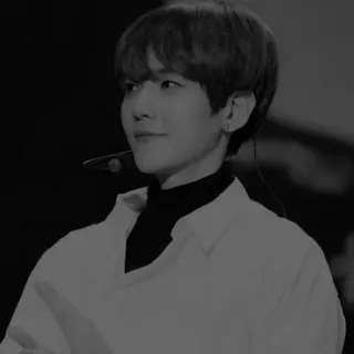 🥀 e44cefce portret, man, koreaans, zanger, idool whatsapp sticker