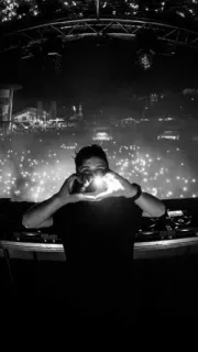 😘 66f0d946 DJ, 음악, 하트, 콘서트, 밤문화, 파티, 무대, 조명 telegram sticker