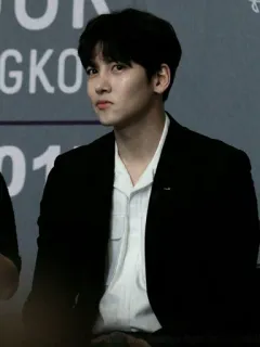 🕸 fa7273ef homme, portrait, acteur, costume, coréen, mode telegram sticker