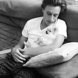 • Skam ( Elliot Luca , Matteo Isak) whatsapp stickers