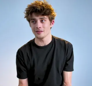 🍷 ae60cdb3 telegram sticker