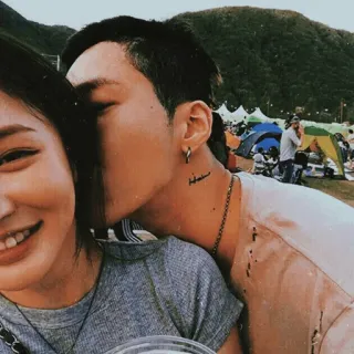 ♥️ 3fed03f4 casal, sorrindo, ao ar livre, homem, mulher, pessoas telegram sticker