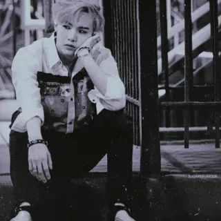 🌚 dd3c8b18 SUGARYFLAVOUR homem, sentado, escadas, pessoa, interior, jovem telegram sticker