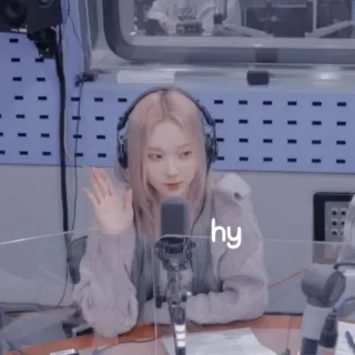 ☕ 80c06bc4 hy wanita, salam, radio, melambai telegram sticker