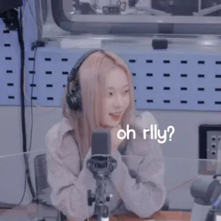 ☕ bc743245 oh rlly? wanita, orang, mikrofon, studio, radio telegram sticker