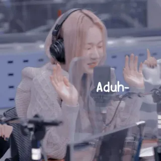 ☕ f2660a28 Aduh- wanita, headset, radio, ekspresi, mikrofon telegram sticker