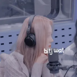 ☕ faa27b23 bitj wat wanita, headphone, mikrofon, stiker, rambut pirang telegram sticker