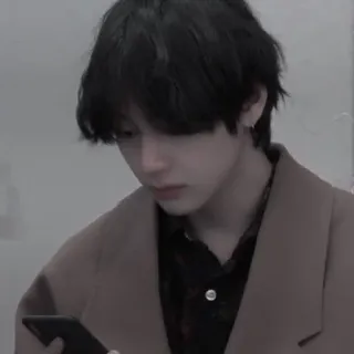 🍒 f4f6dc2f person, porträt, mann, kpop, bts, v, idol whatsapp sticker