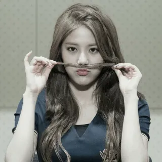 🌝 ae9aadd8 donna, capelli, baffi, ritratto, asiatico, coreano telegram sticker