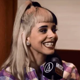 😹 171a9ea7 MUSIC FEEDS Melanie Martinez, music, microphone, blond hair, portrait, interview telegram sticker