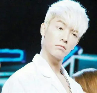 🙄 674201ef telegram sticker