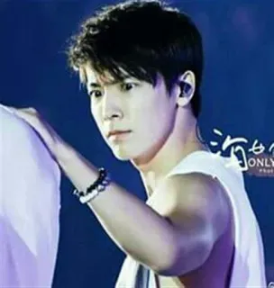 🤔 963e3176 ONLY 남자, 사람, 가수, 배우 telegram sticker