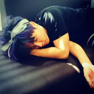 😴 c43509d3 잠자는, 사람, 피곤한, 낮잠, 소파, 게으른 telegram sticker