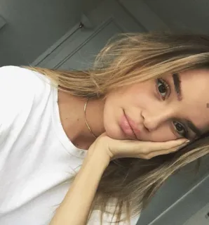 🌙 a5b3863a vrouw, portret, blond, vrouwelijk, persoon, schoonheid, meisje telegram sticker