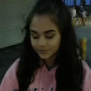 🍭 74ad8c50 vrouw, meisje, portret, persoon telegram sticker