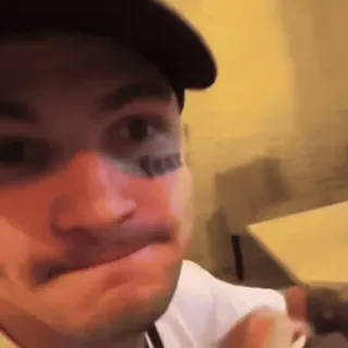 🙂 f16bedf8 Fear Angst, Tattoo, Gesicht, Mann, Mütze telegram sticker