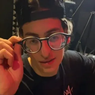 🥸 0a6bce3e telegram sticker