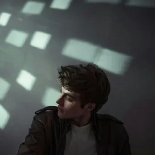 👻 904004f0 男性, ポートレート, 人物, 影, ジャケット, 男 telegram sticker