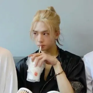 🍫 e9a7adae telegram sticker