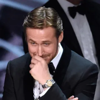 😏 c0133141 Ryan Gosling attore, celebrità, uomo, smoking telegram sticker