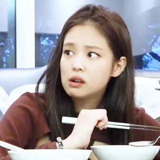 😧 8a26120b wanita, makan, sumpit, terkejut, bingung, asia, potret telegram sticker