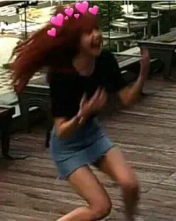 🥰 cde716e0 wanita, semangat, hati, emosional, orang telegram sticker