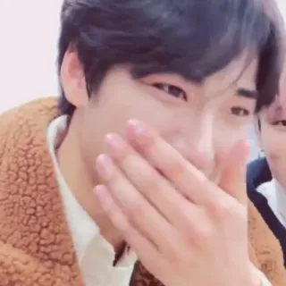 🤭 1ad247f9 telegram sticker