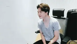 ⛓ 76a8ad4b Jimin kpop, idol, zanger, artiest, muziek, mannelijk, bts, jimin telegram sticker