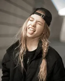 😜 8953cbce meisje, vrouw, hoed, portret, pose, vlecht whatsapp sticker