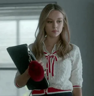 🐾 0d5b45eb phụ nữ, chân dung, tóc vàng, cô gái, thời trang, áo len telegram sticker