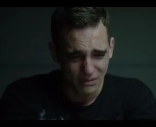 🐾 818364b2 đàn ông, khóc, buồn, cảm xúc, chân dung telegram sticker