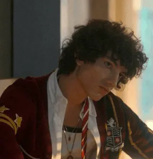 🐾 8b3442e7 Elite Phim tuổi teen, Phim bộ Tây Ban Nha, Netflix, Đồng phục học sinh telegram sticker